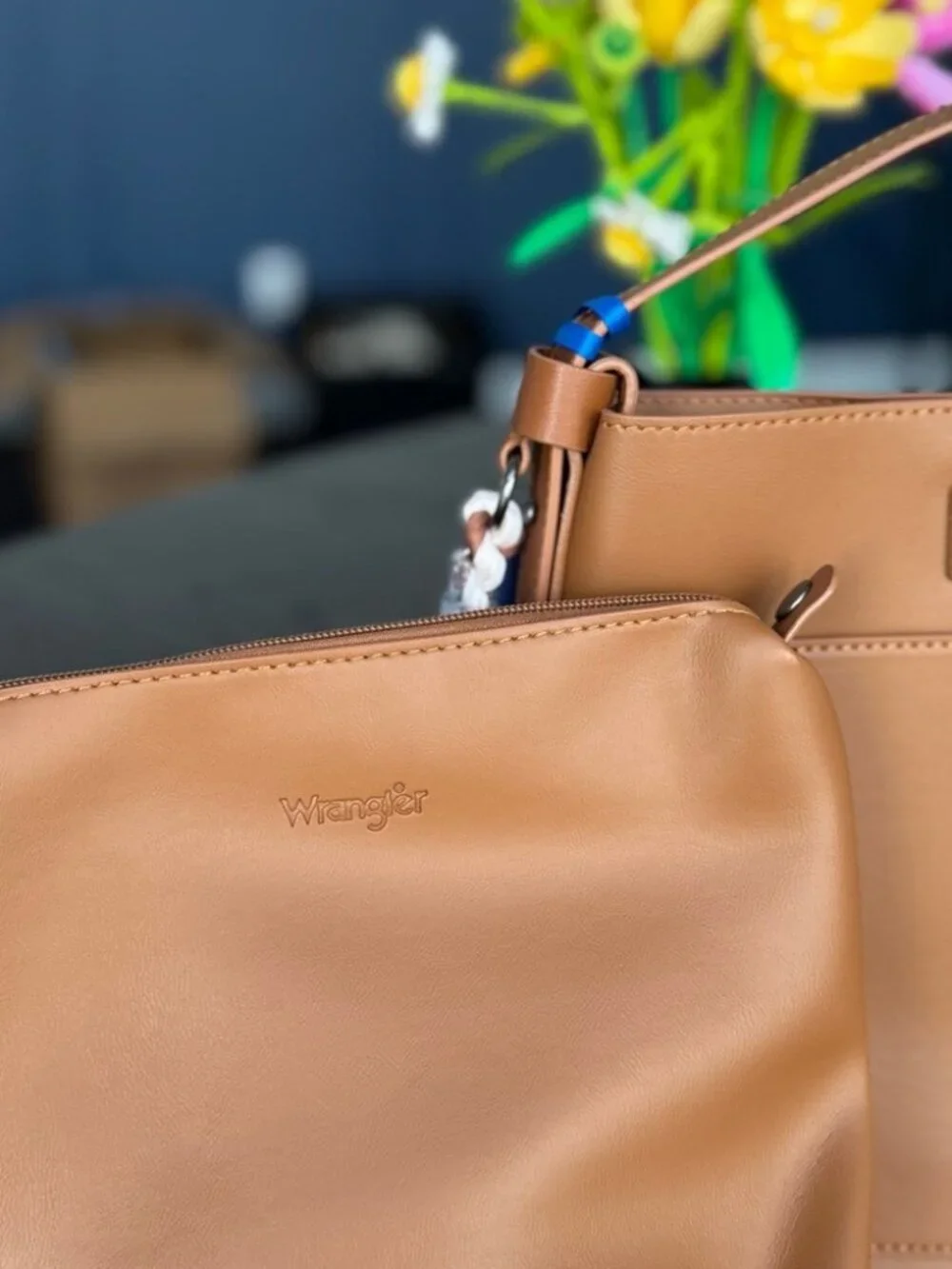 Wrangler 2PC Set Brown NWT Crossbody and Pouch